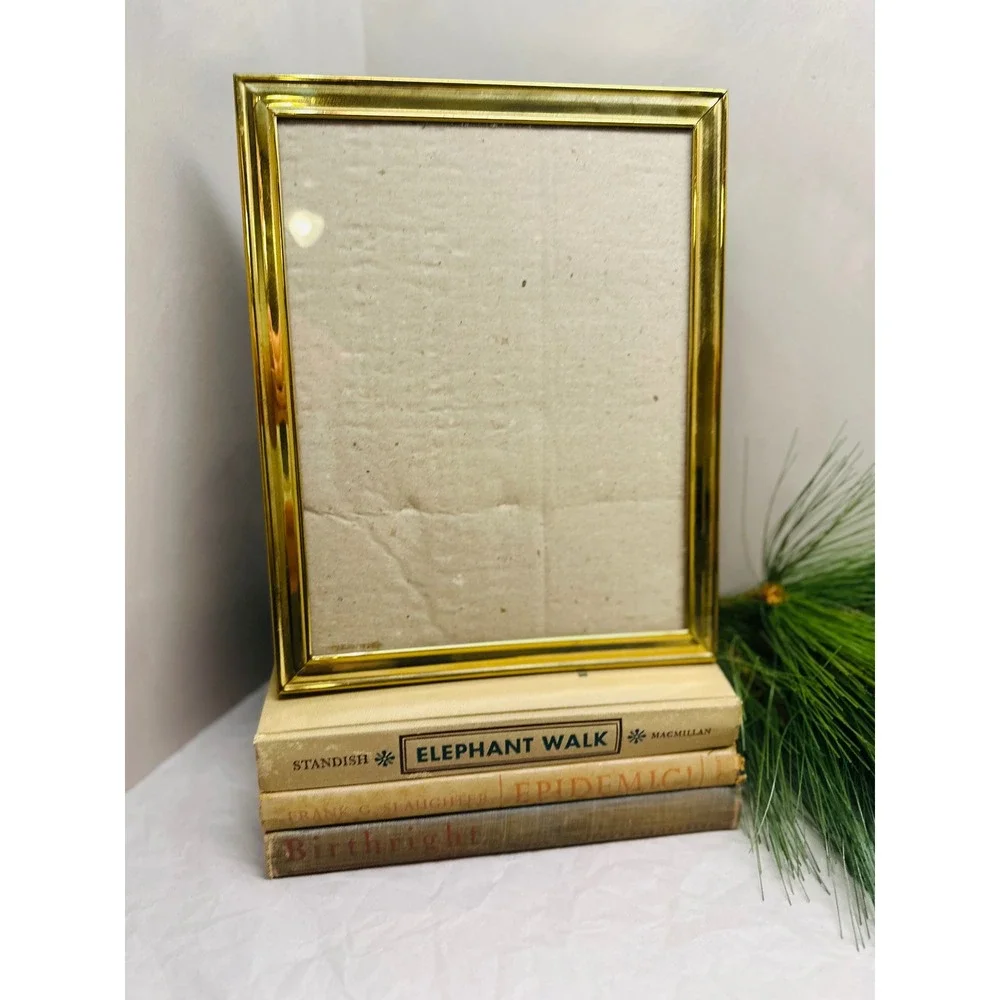 Vintage Brass Picture Frame 8x10 Tabletop Wall Mount Classic Minimalist - Picture 1 of 7
